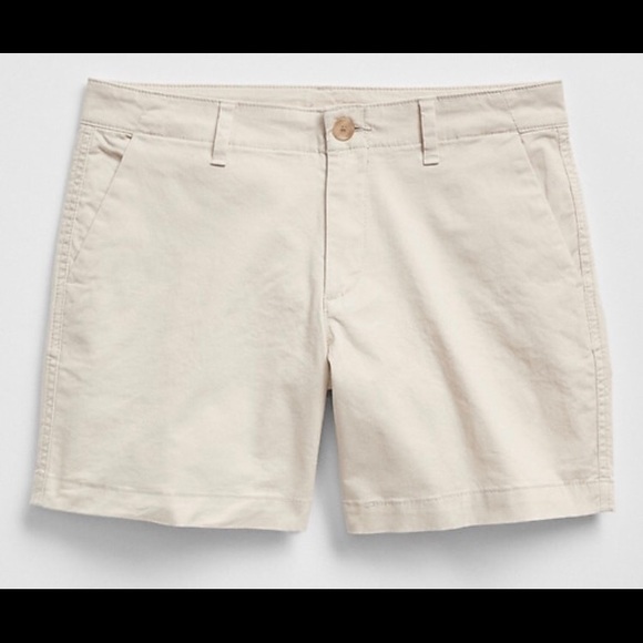 GAP 5" Khaki Shorts - Picture 4 of 4